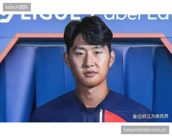 李刚仁凭借巴黎稳定表现身价飙升，其竞技状态是韩国队黑马潜质的基石。